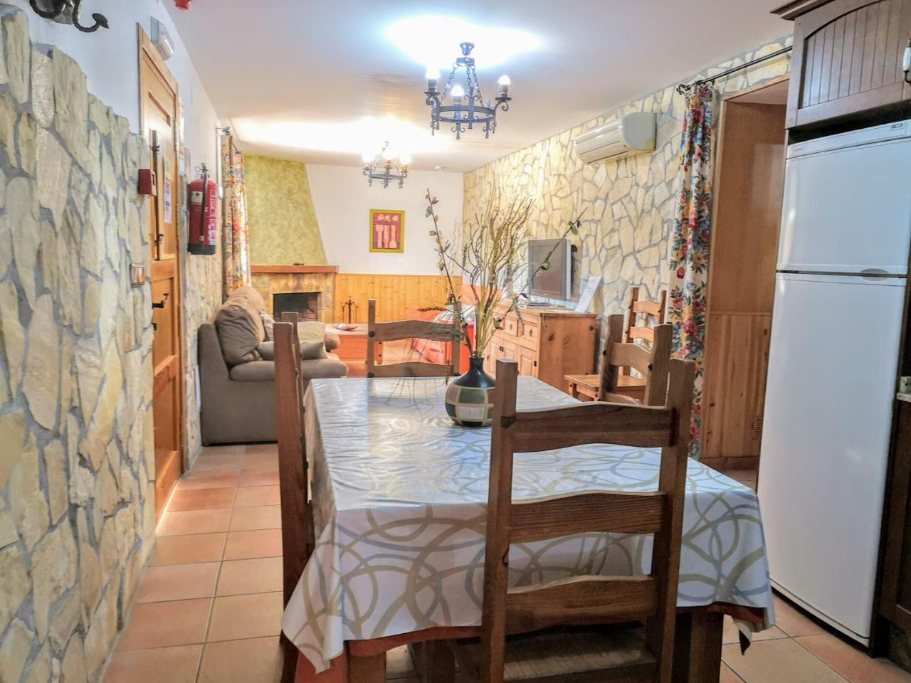 Гостьовий будинок Complejo Rural Sol De Taberno Екстер'єр фото
